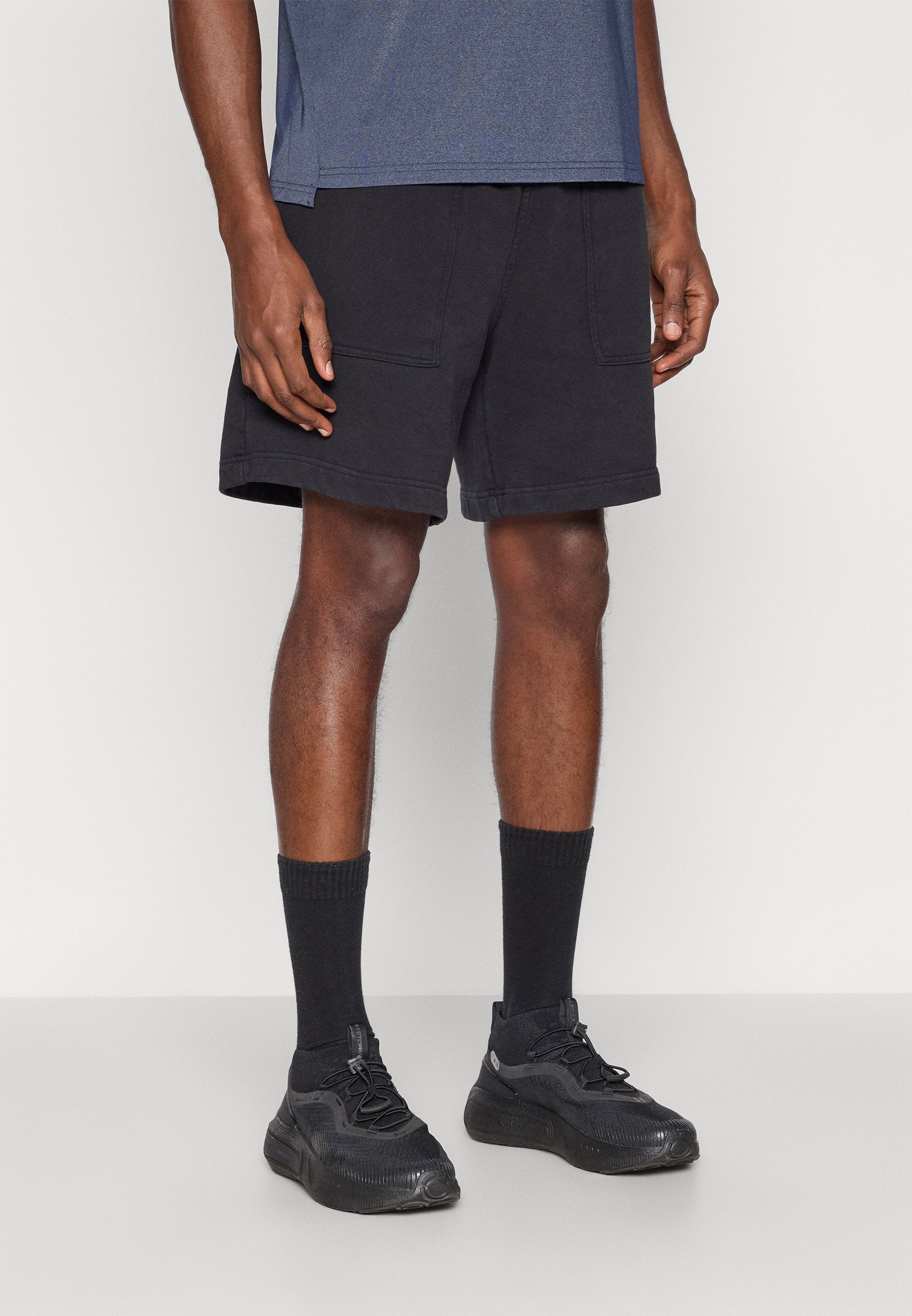 ICANIWILL SWEATSHORTS