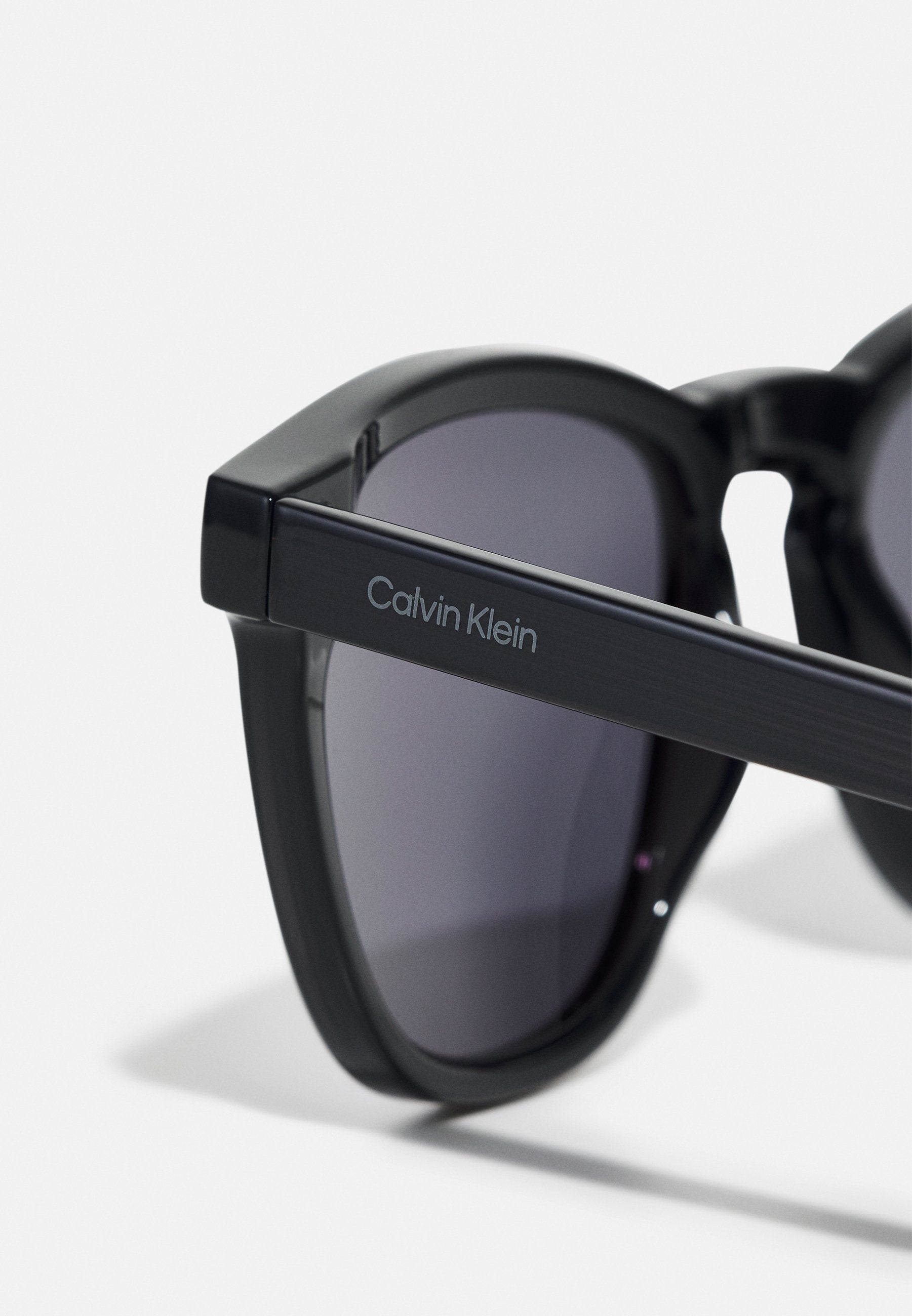 Calvin Klein Sonnenbrille Media 3