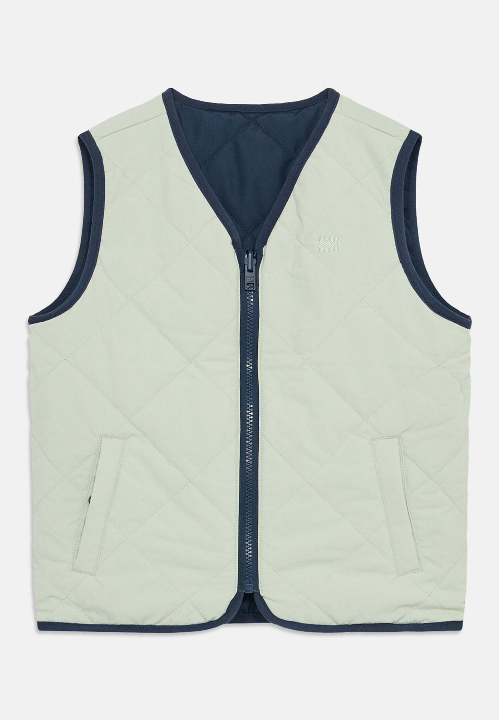 REVERSIBLE MIX QUILTED VEST Media 5