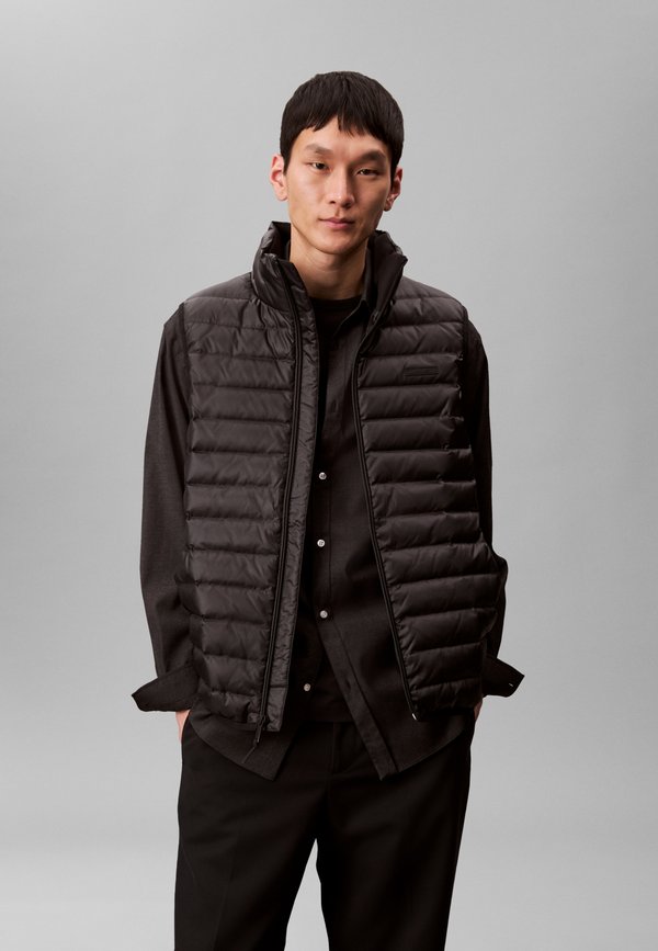 Calvin Klein PUFFER - Waistcoat - black