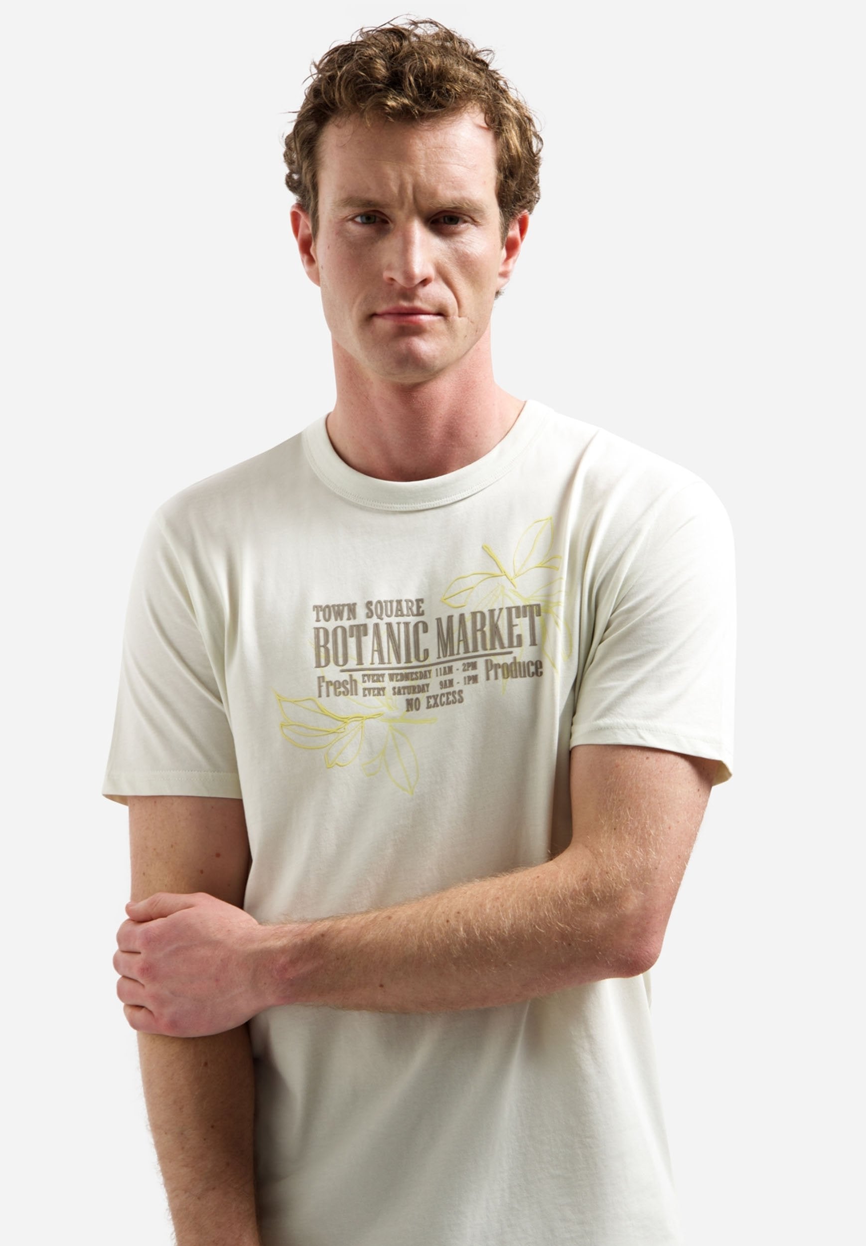 ARTWORK WITH ROUND NECK Media 7