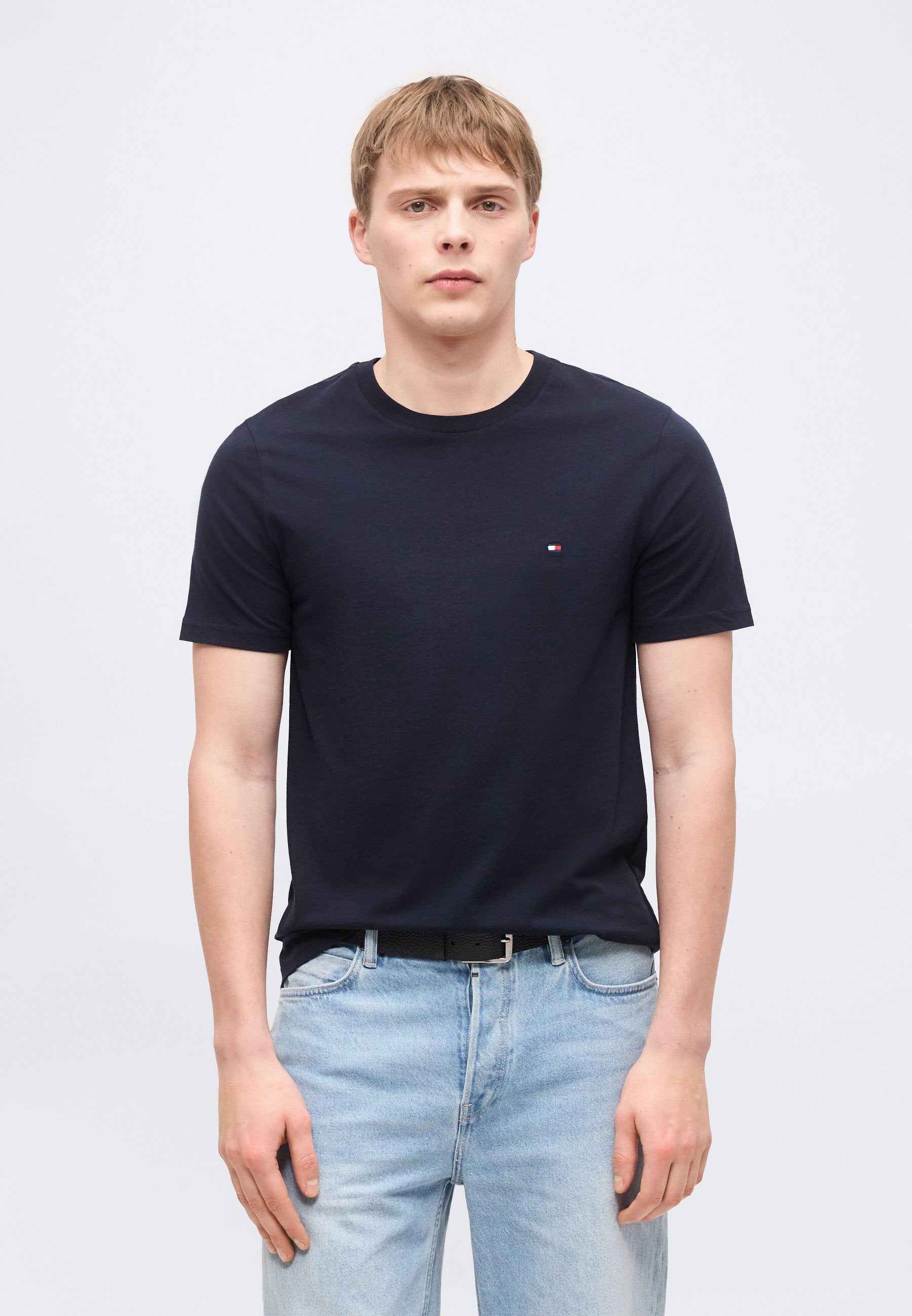 FLAG BACK TEE EXCLUSIVE Media 4