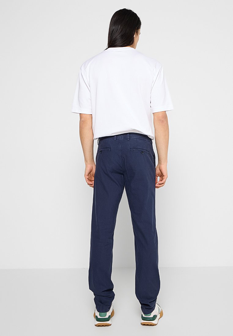 Hackett London