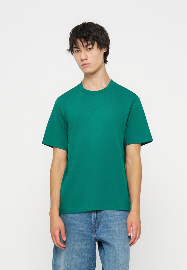 Calvin Klein Jeans