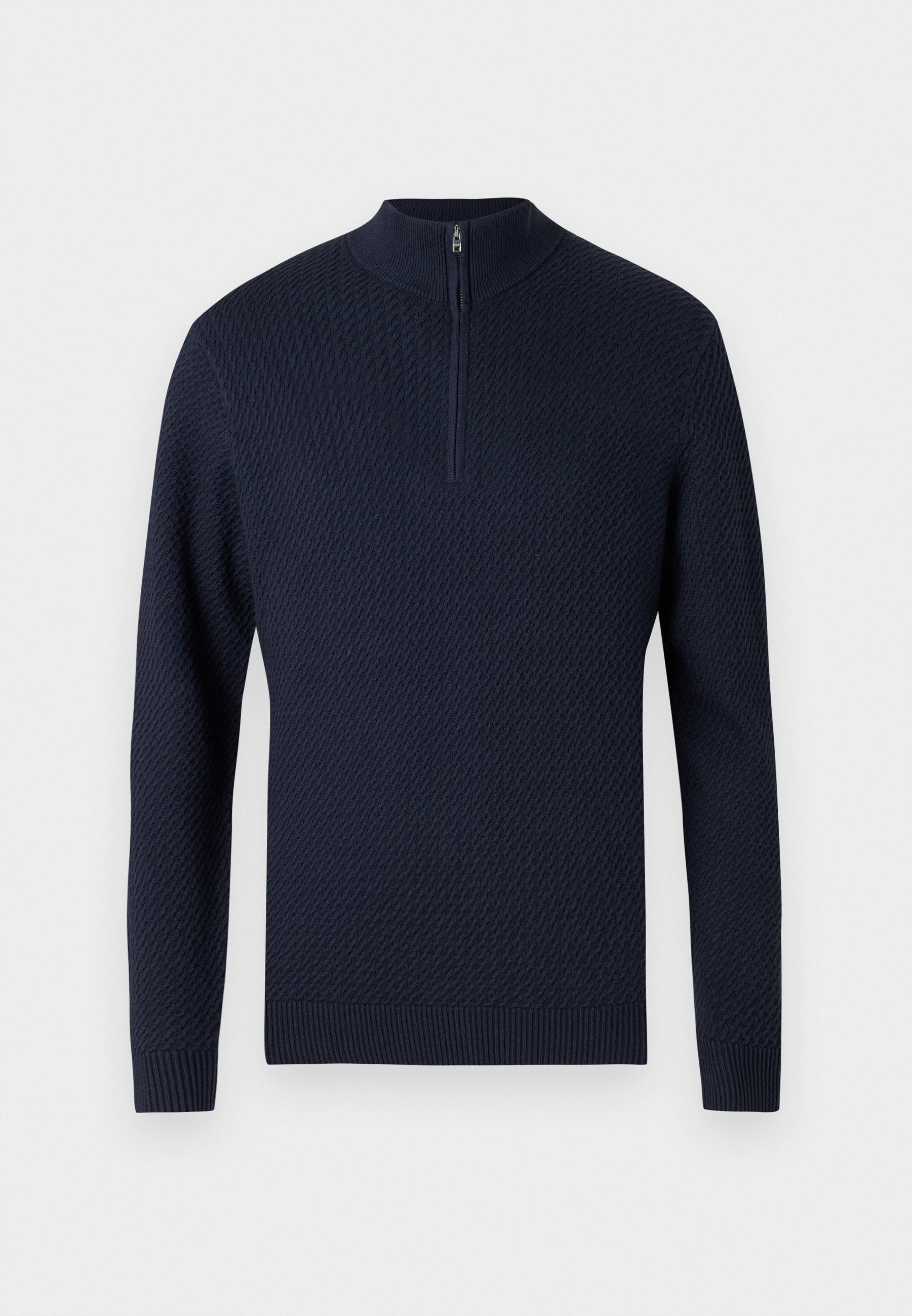 Navy Pullover-Sweater mit hohem Kragen und halbem Reißverschluss, ausgestattet mit einem strukturierten Rautenmuster sowie gerippten Bündchen und Saum.