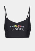 Schwarzes Cropped-Top mit dünnen Trägern und V-Ausschnitt. Auf der Vorderseite befindet sich farbenfroher Text mit der Aufschrift "SANTA CRUZ O'NEILL." Glatte Stofftextur.