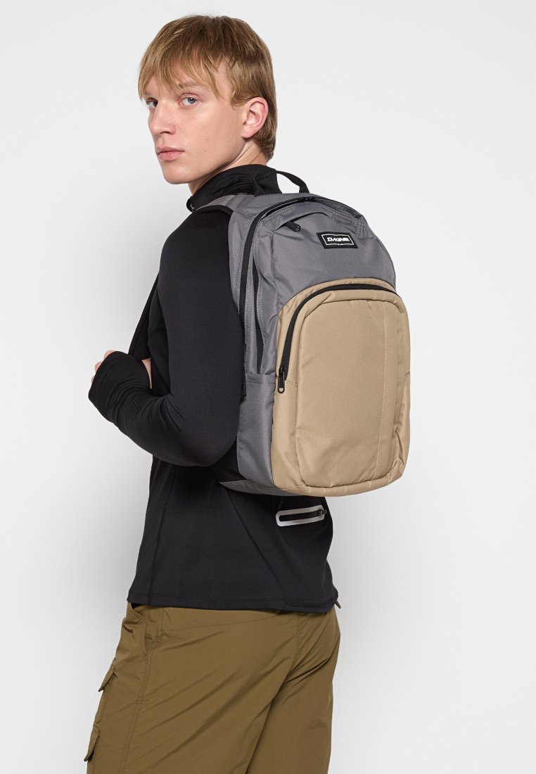 Dakine CAMPUS