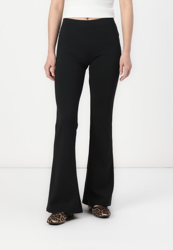 ONLY ONLFEVER FLARED PANTS - Leggings - Trousers - black