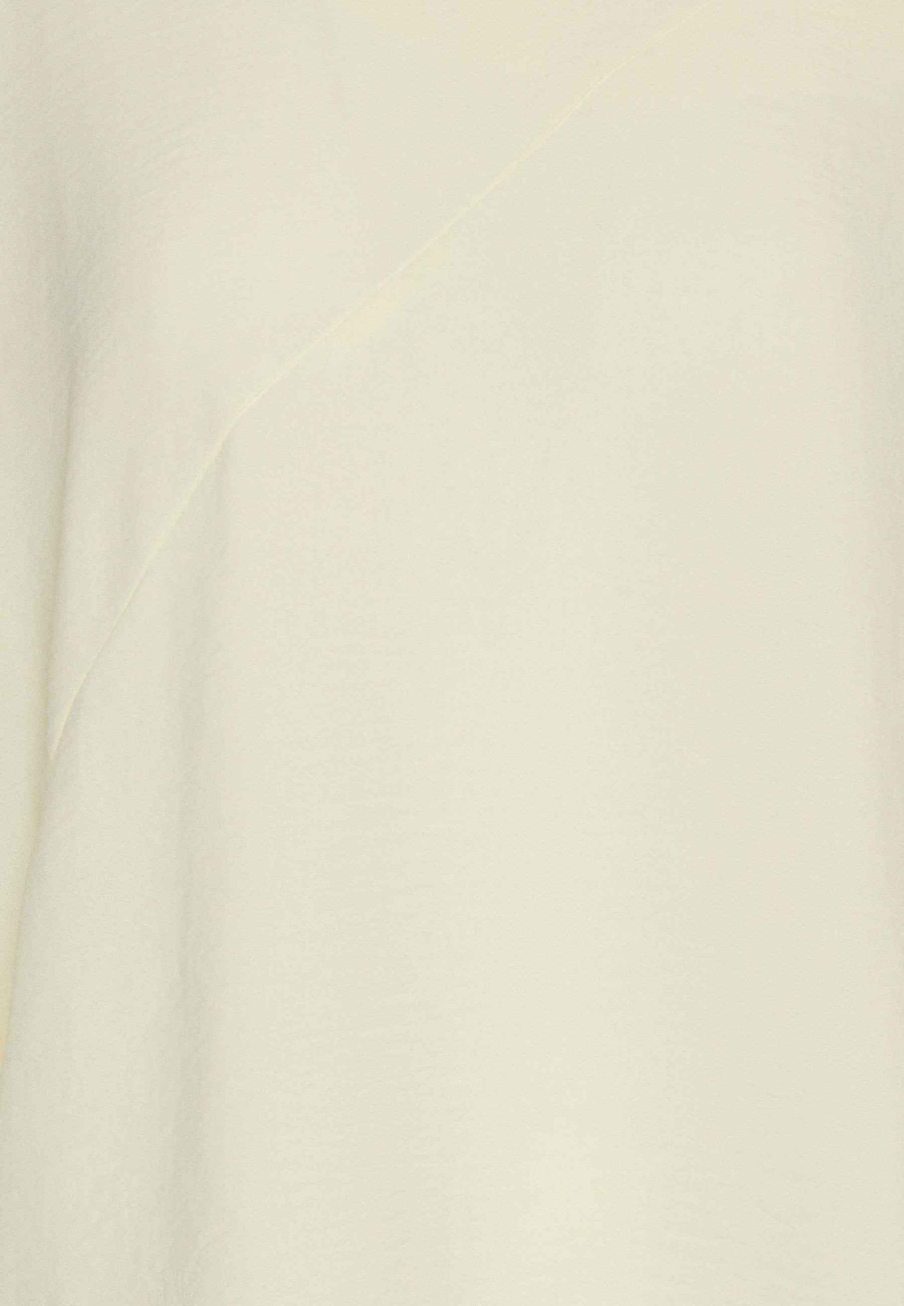 SG TWIST CUTOUT BL Media 5