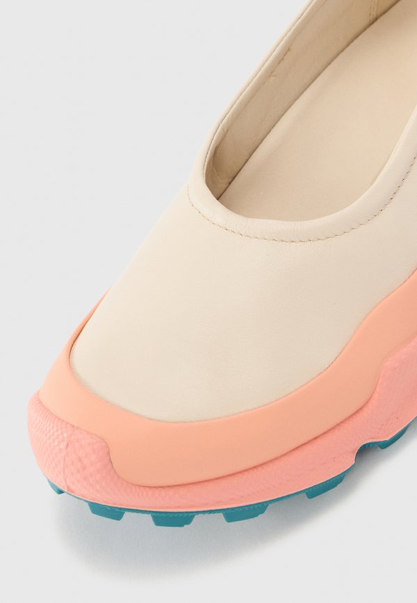 ECCO BIOM C-TRAIL