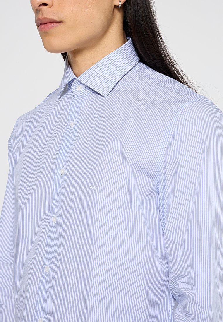 Michael Kors SLIM FIT