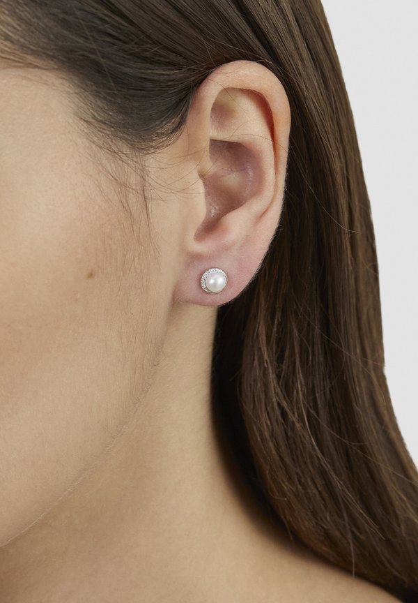 s.Oliver CLASSIC PEARL - Earrings - silber-coloured
