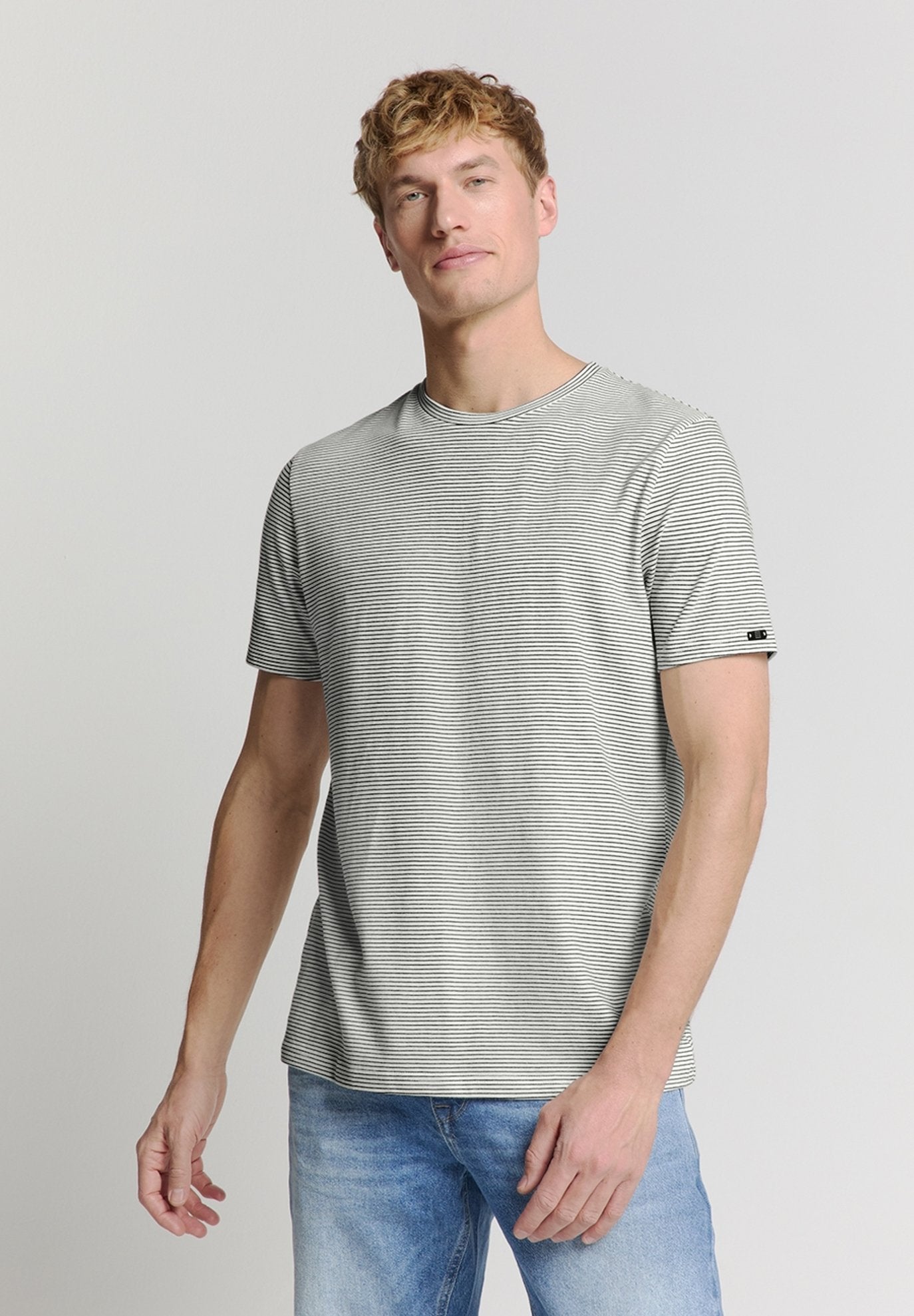 NO EXCESS T-Shirt print Media 2