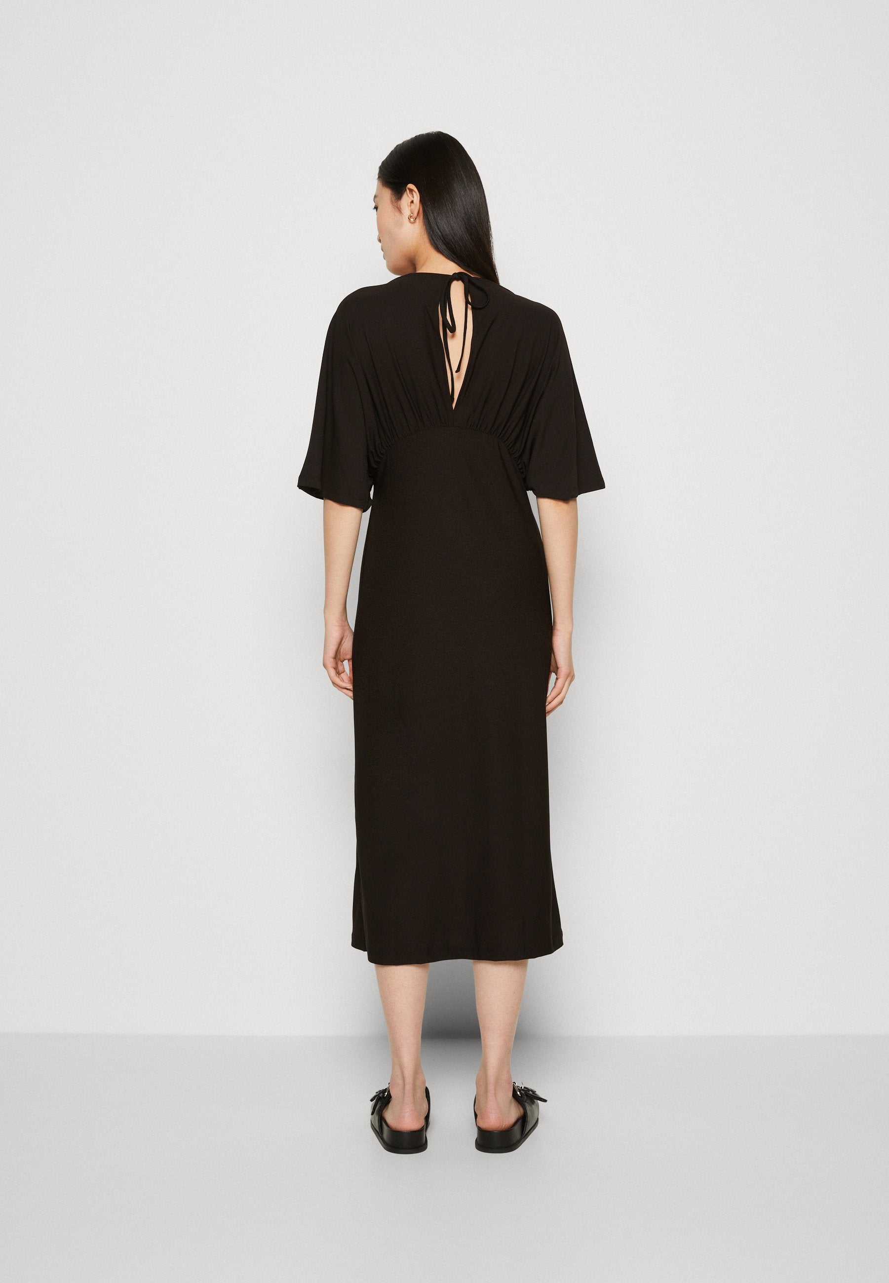 ONLELSA LONG DRESS Media 4