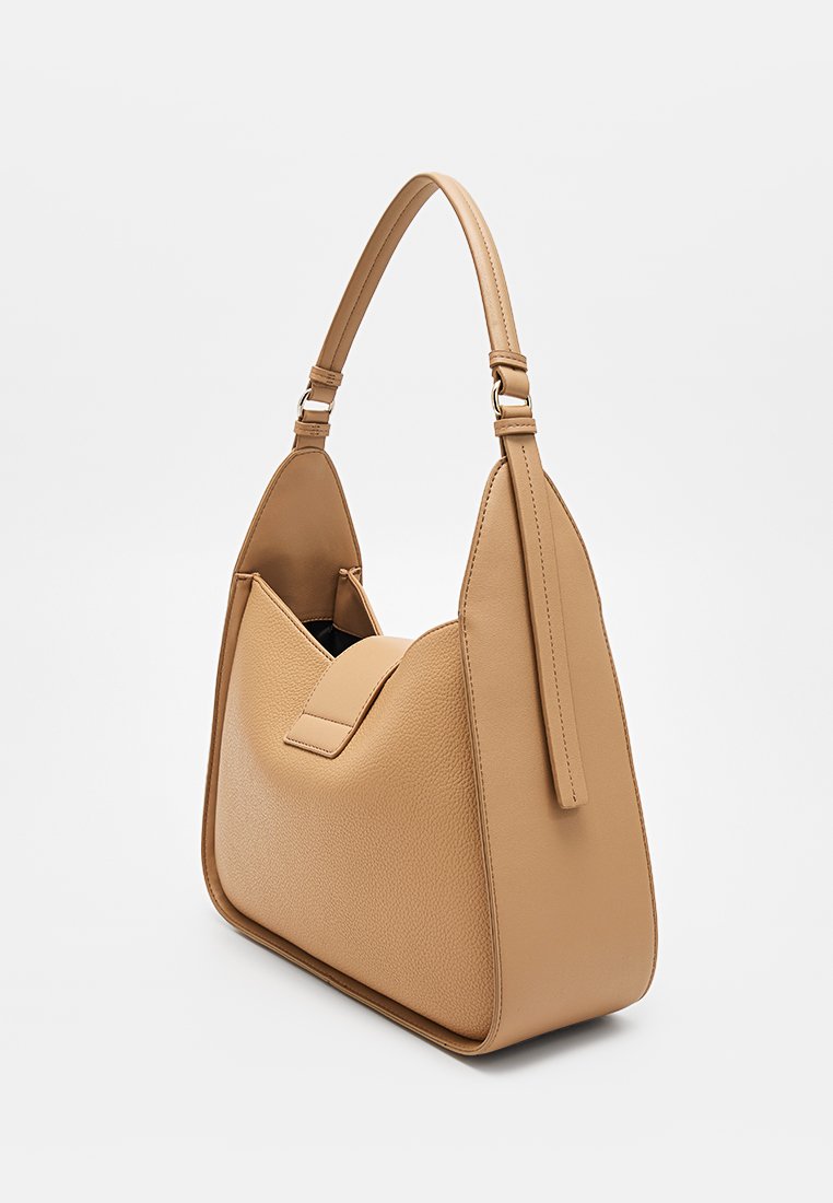DKNY BERTIE