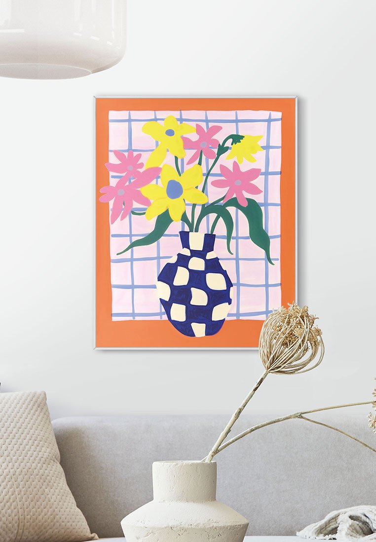 Orange Wallz SPRING VASE