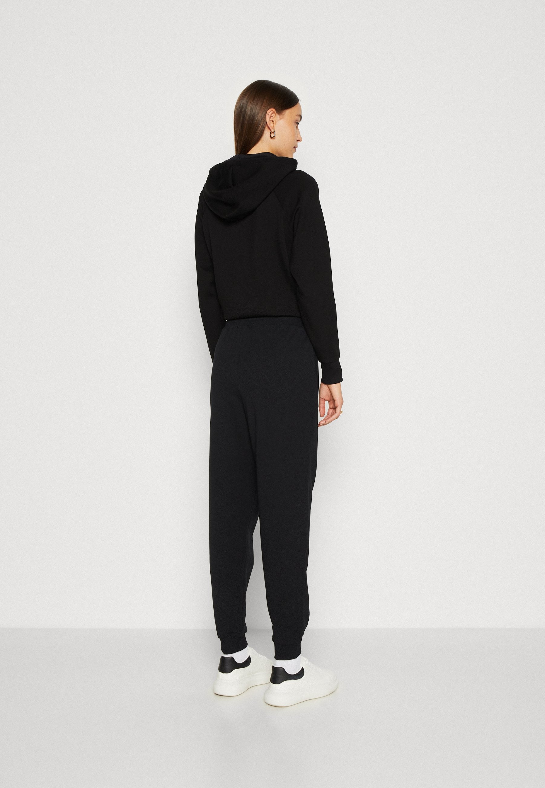 TROUSER Media 4
