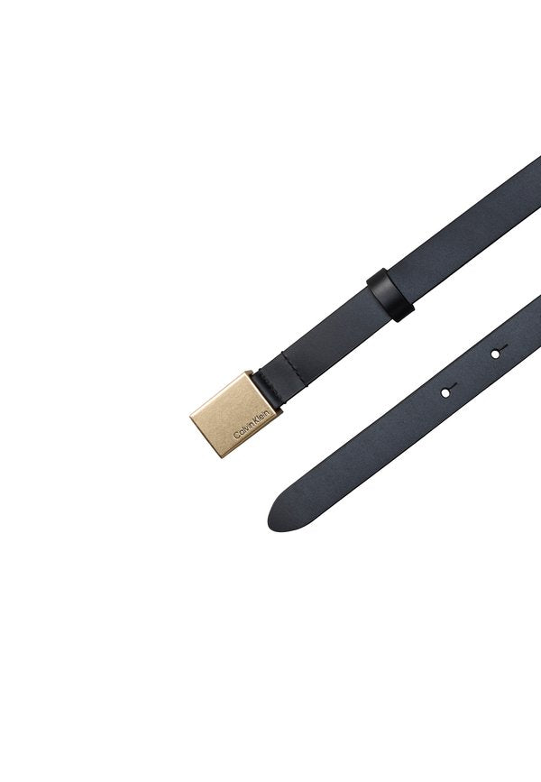 Calvin Klein TITLECASE