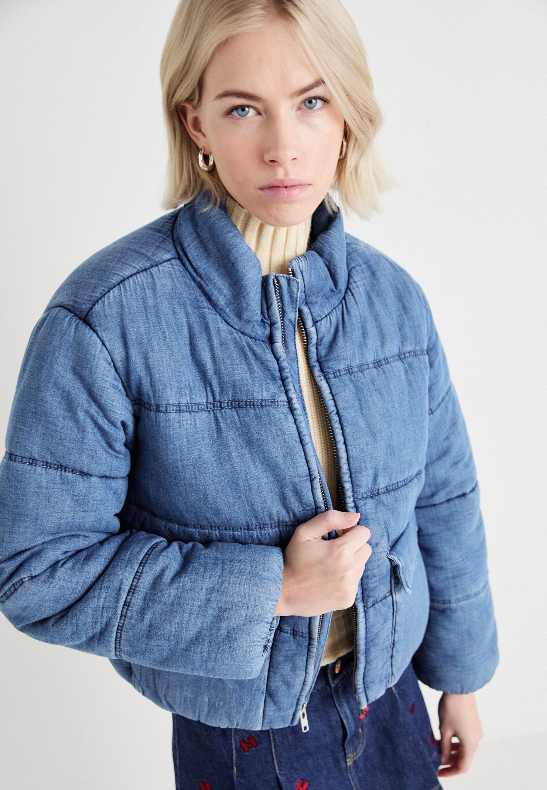 GAP PUFFER JACKET