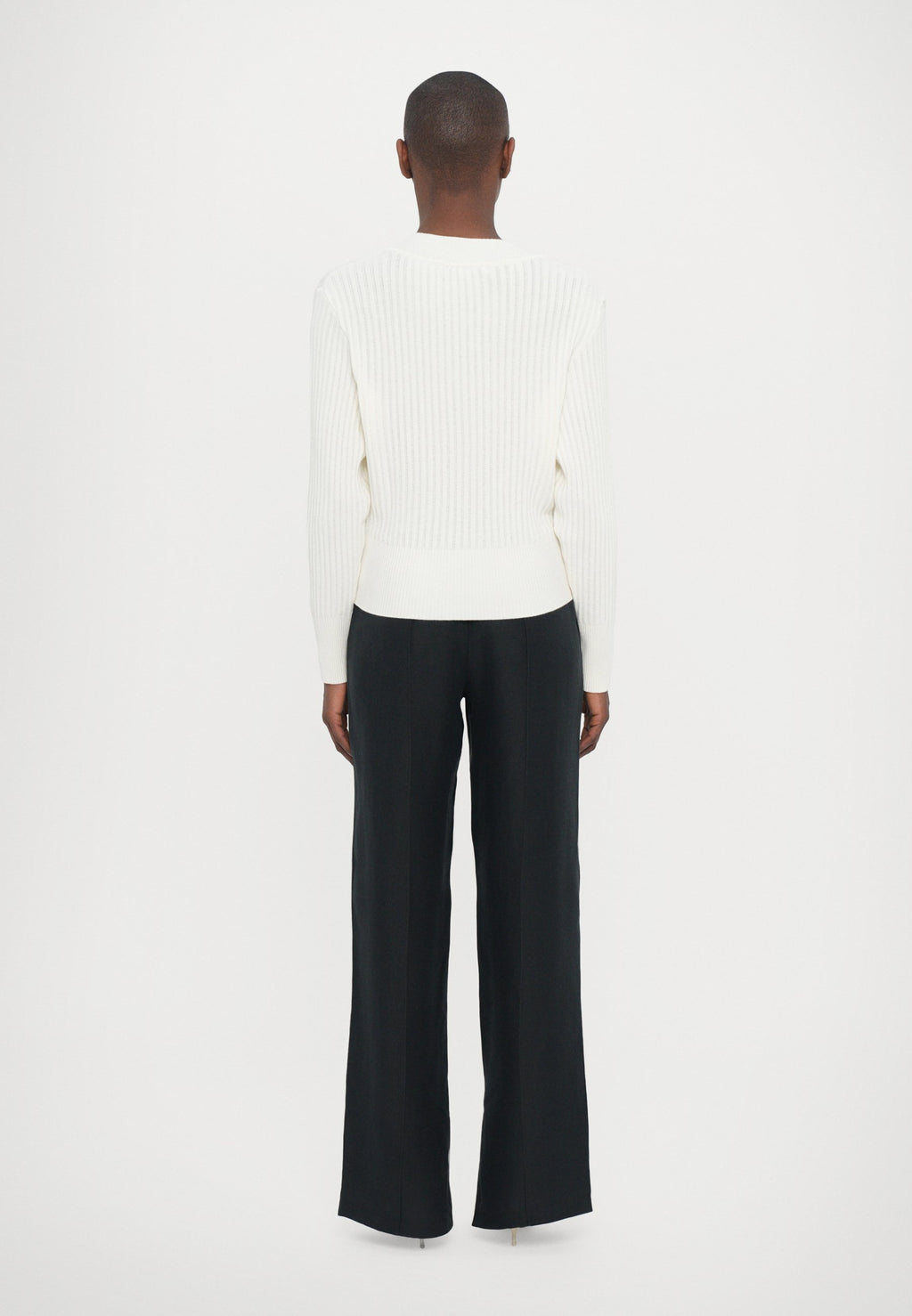 REMAIN SWEATER