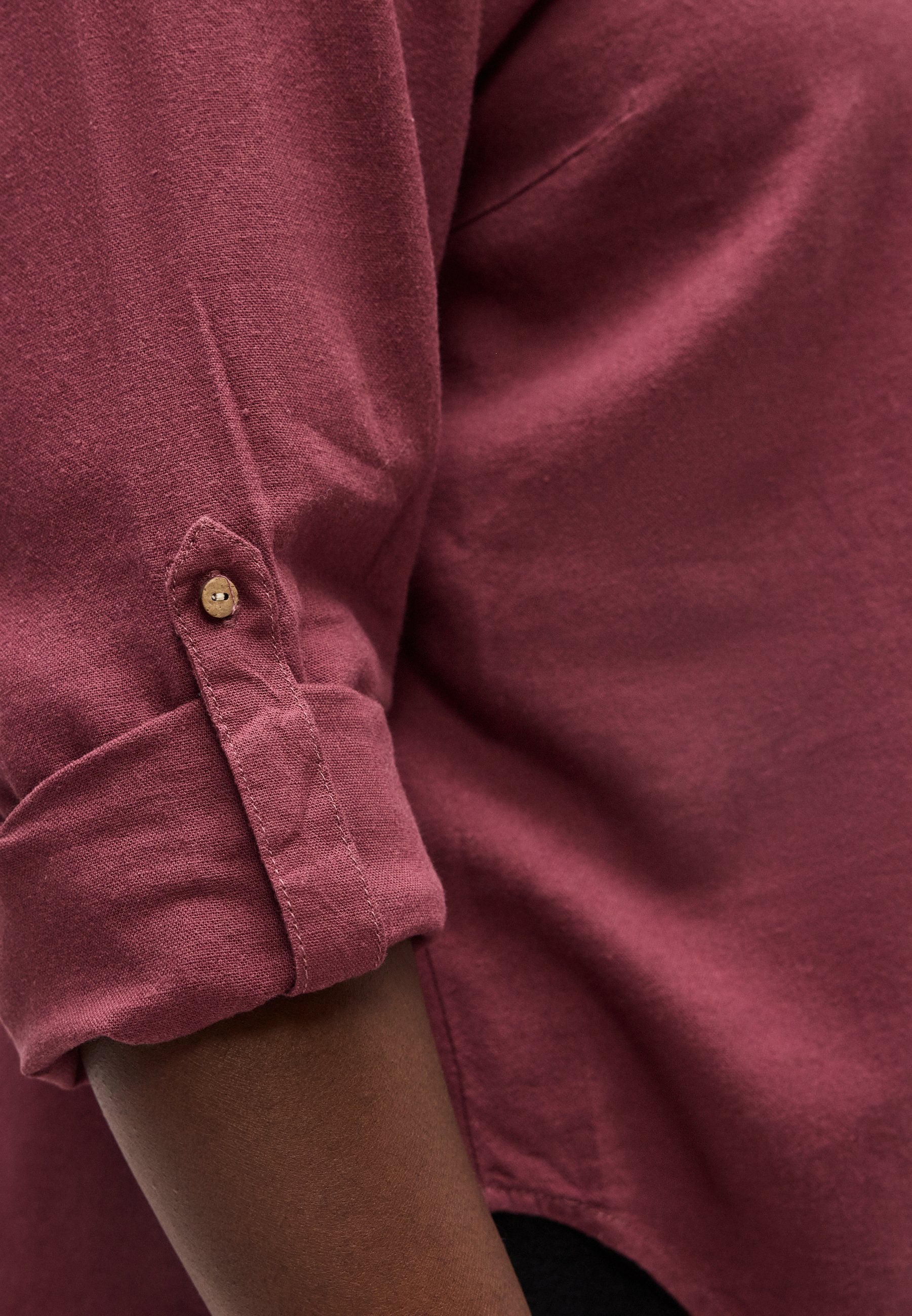 CARGOA STRAP SHIRT Media 6