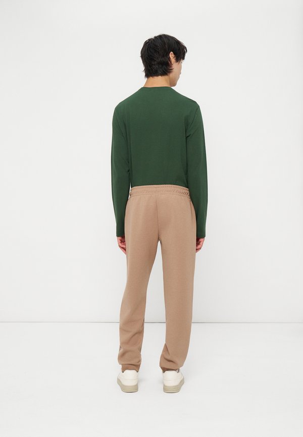EA7 Emporio Armani