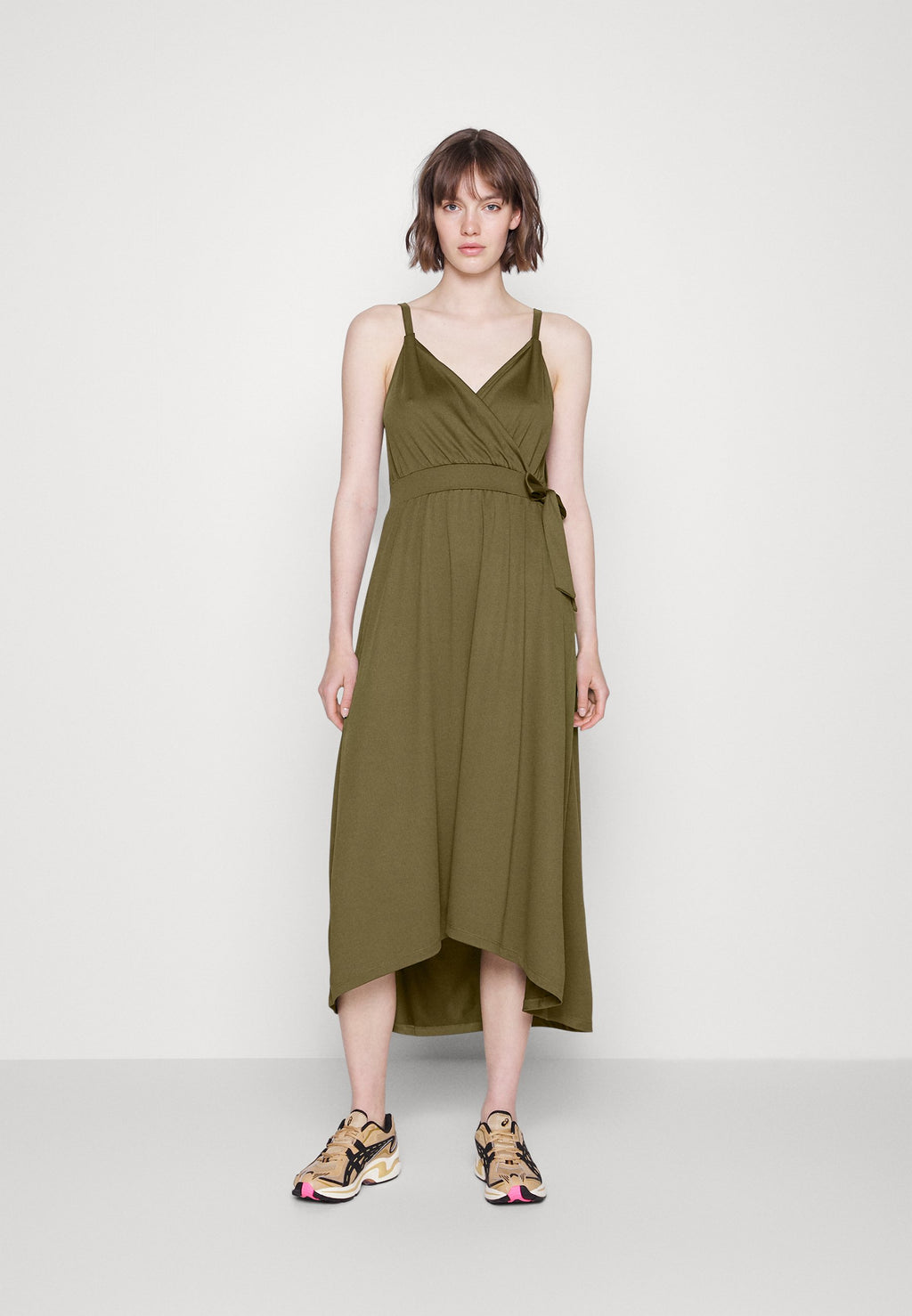 Anna Field Tall
