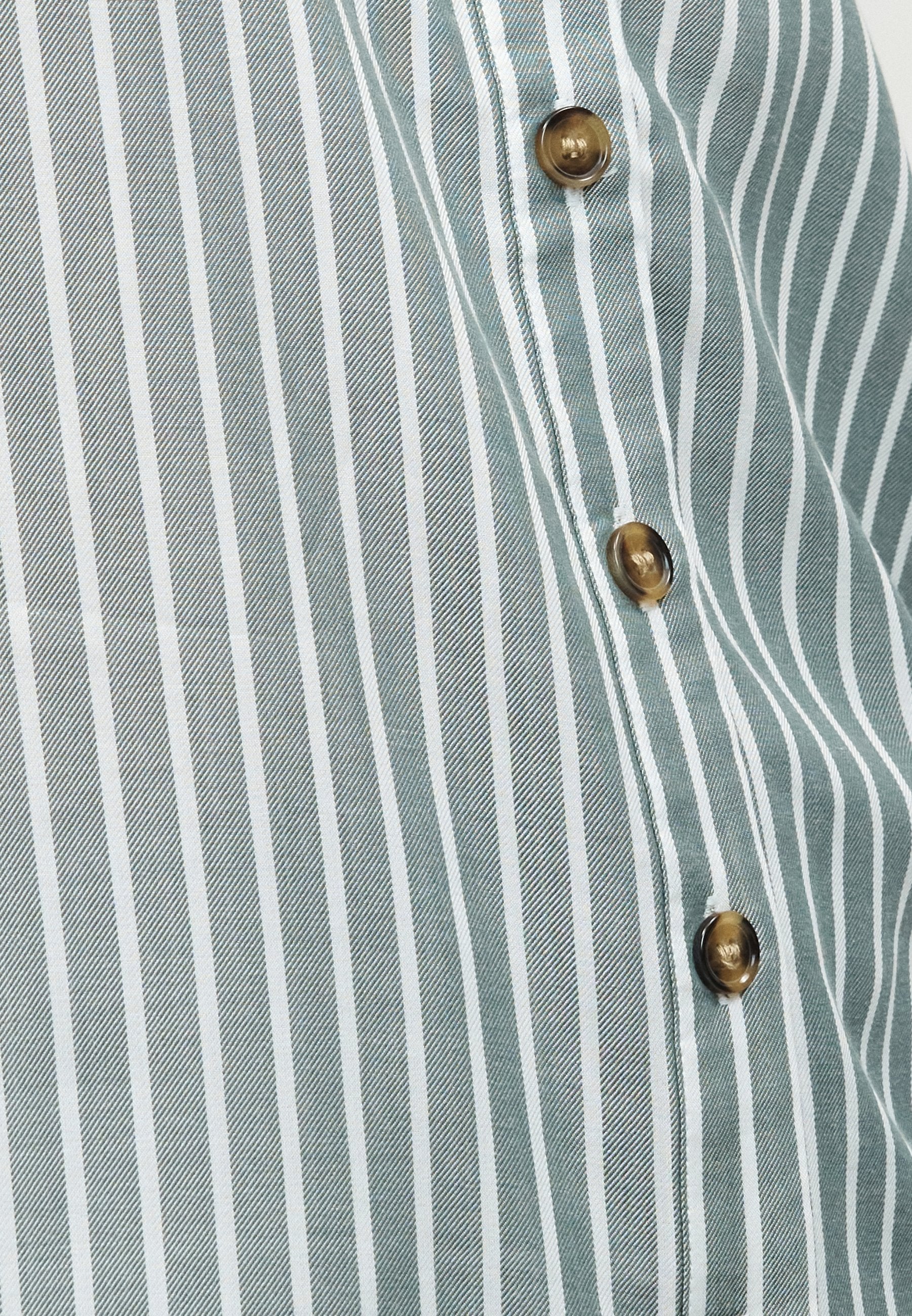 ONLY ONLRILLO PUORI STRIPE SHIRT