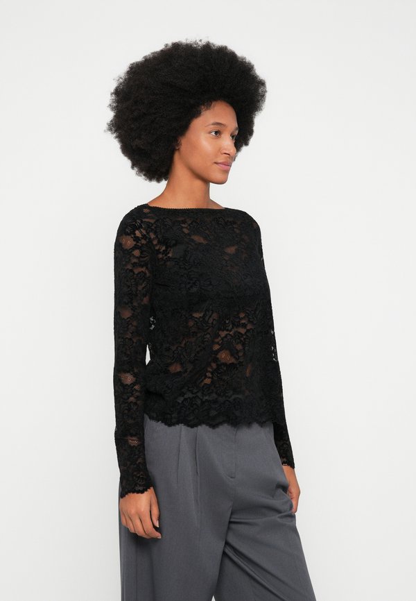 Rosemunde DANIA BOATNECK