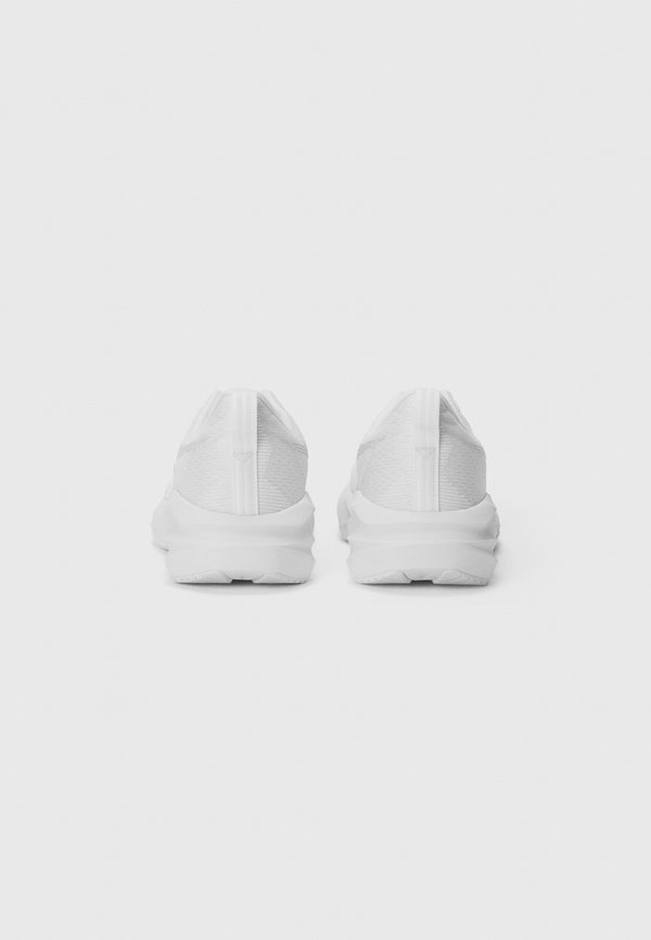 ASICS NOVABLAST 5