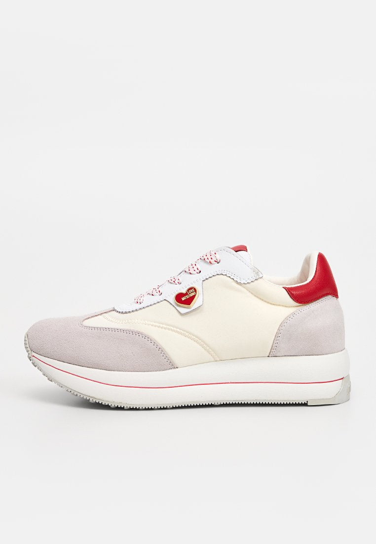 Love Moschino RUN40