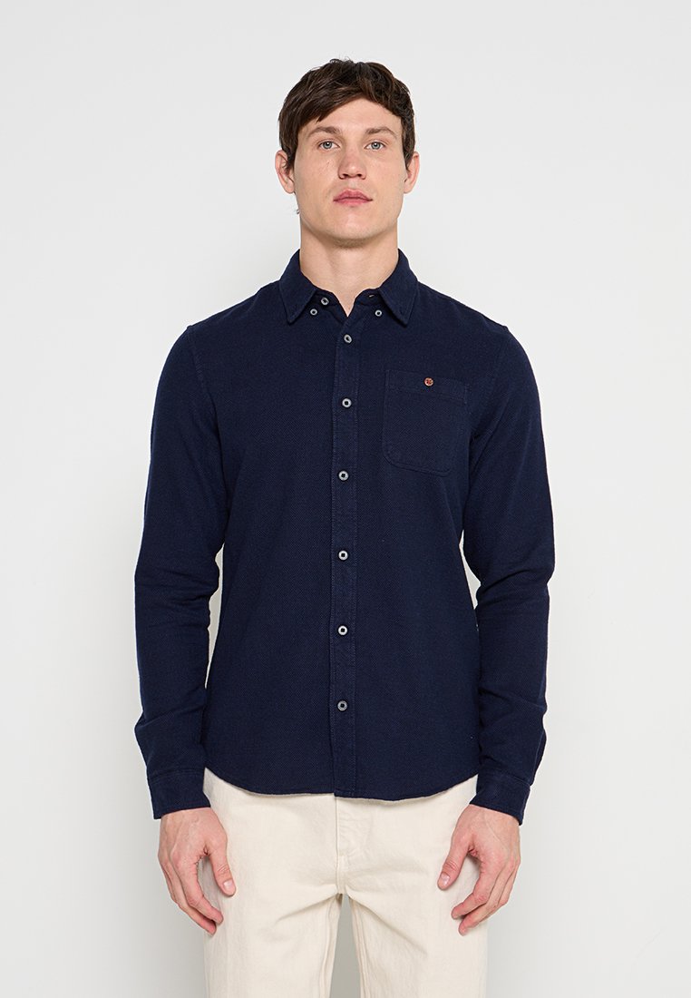 Petrol Industries SLIM FIT