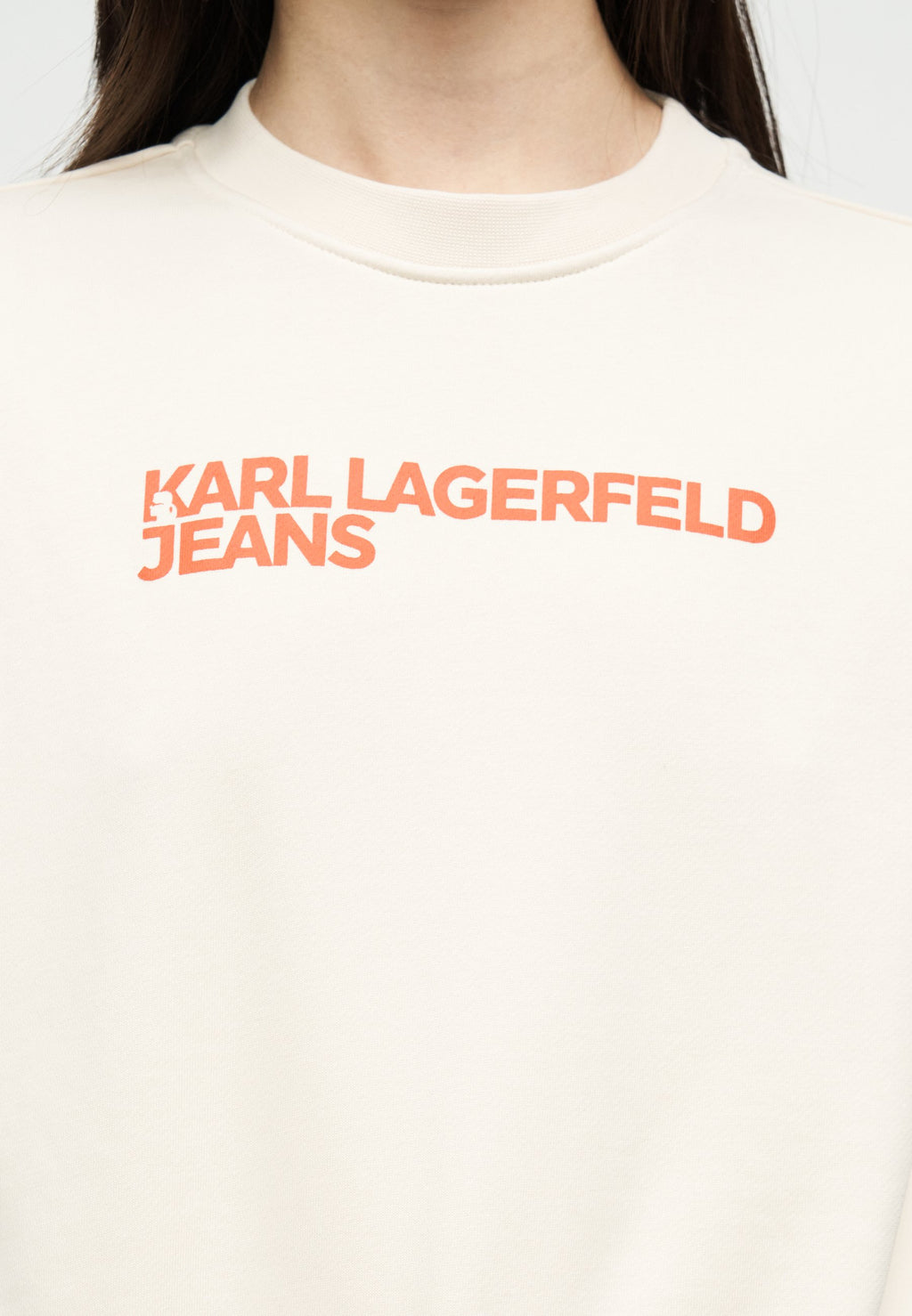 ESSENTIAL LOGO SWEAT Media 6