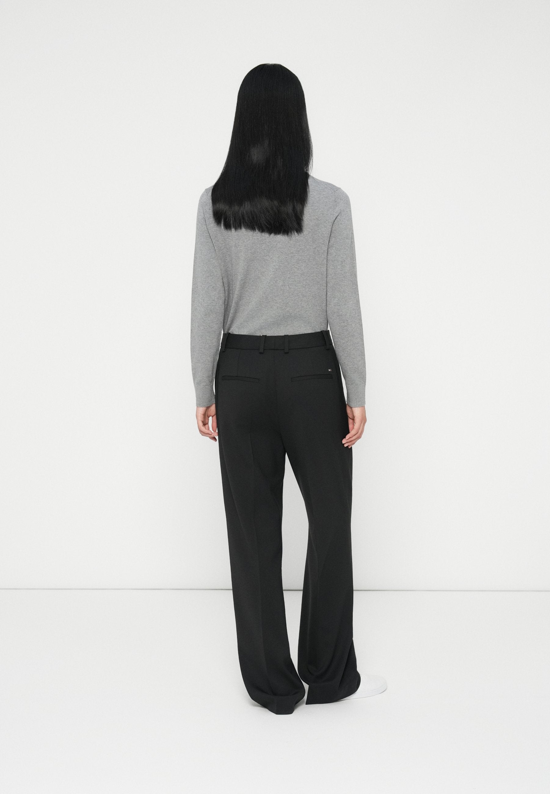 TIMELESS WOOL BLEND RELAXED STRAIGHT TROUSERS Media 4