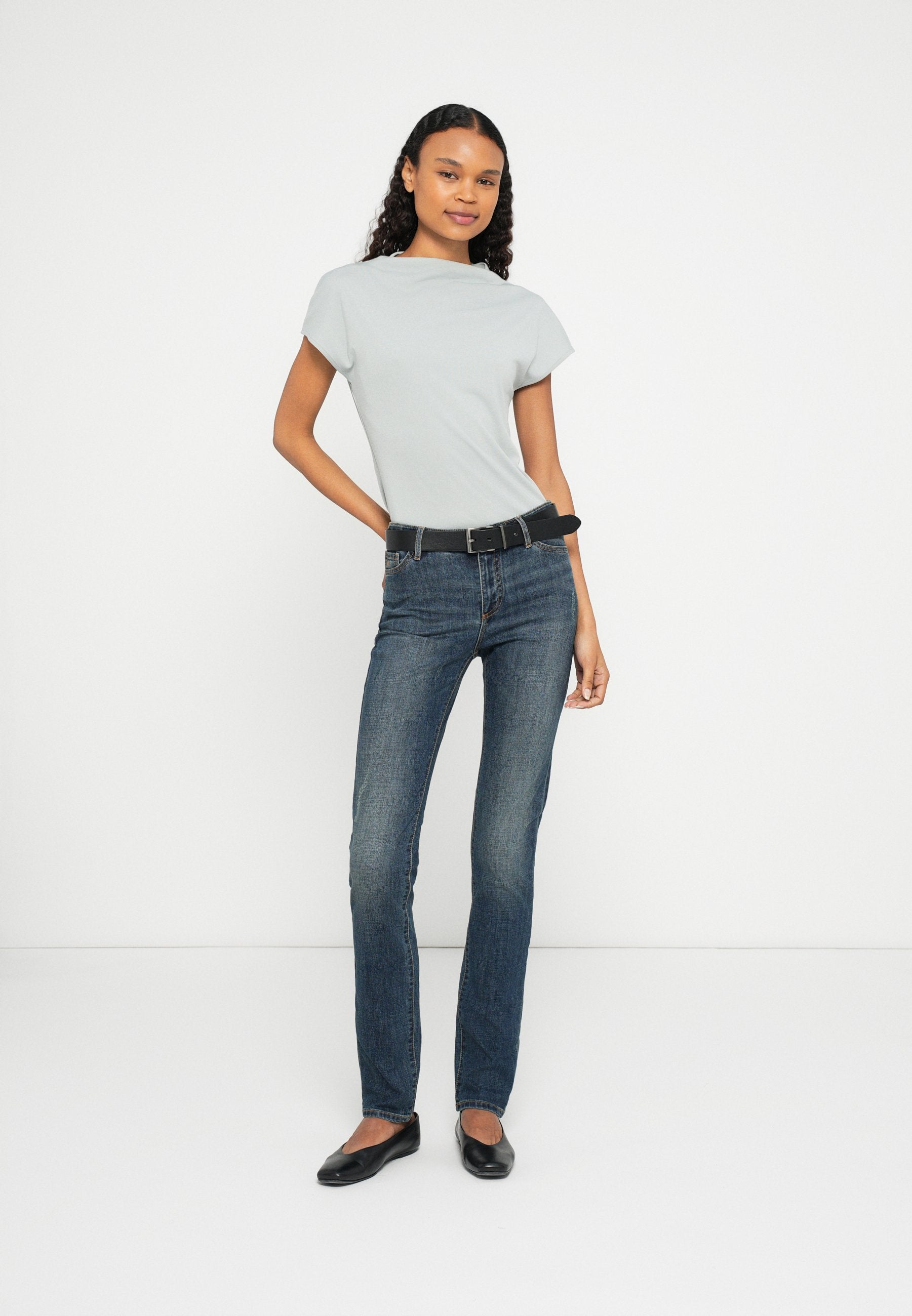 Armani Exchange Jeans Slim Fit Media 3