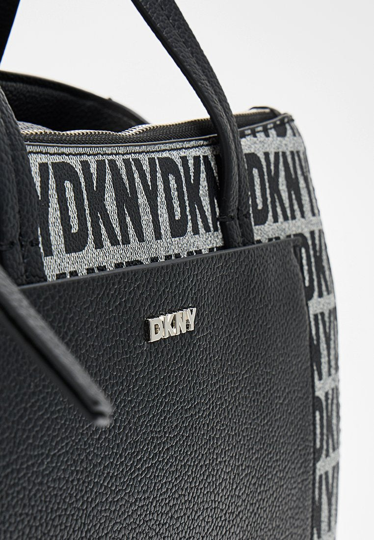 DKNY RADLEY