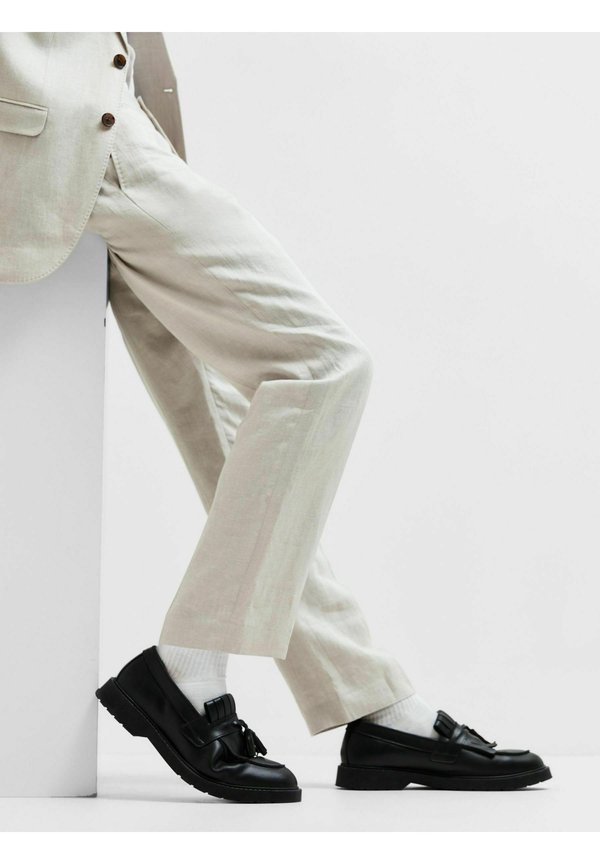 Selected Suit 100% linen