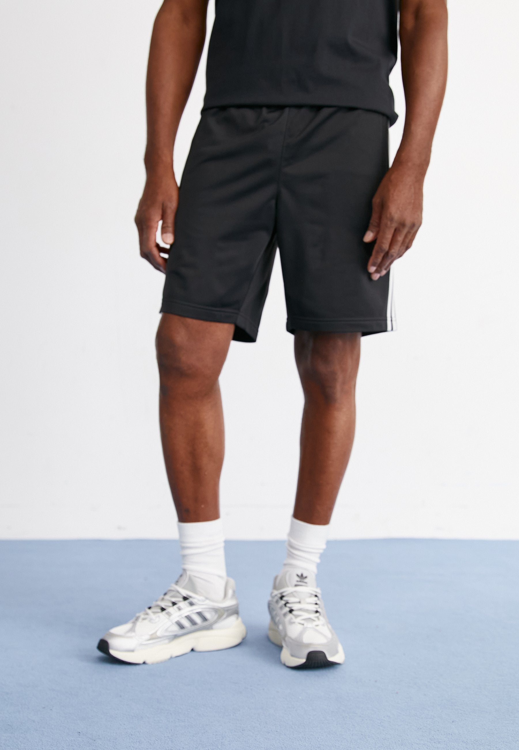 adidas Originals FIREBIRD