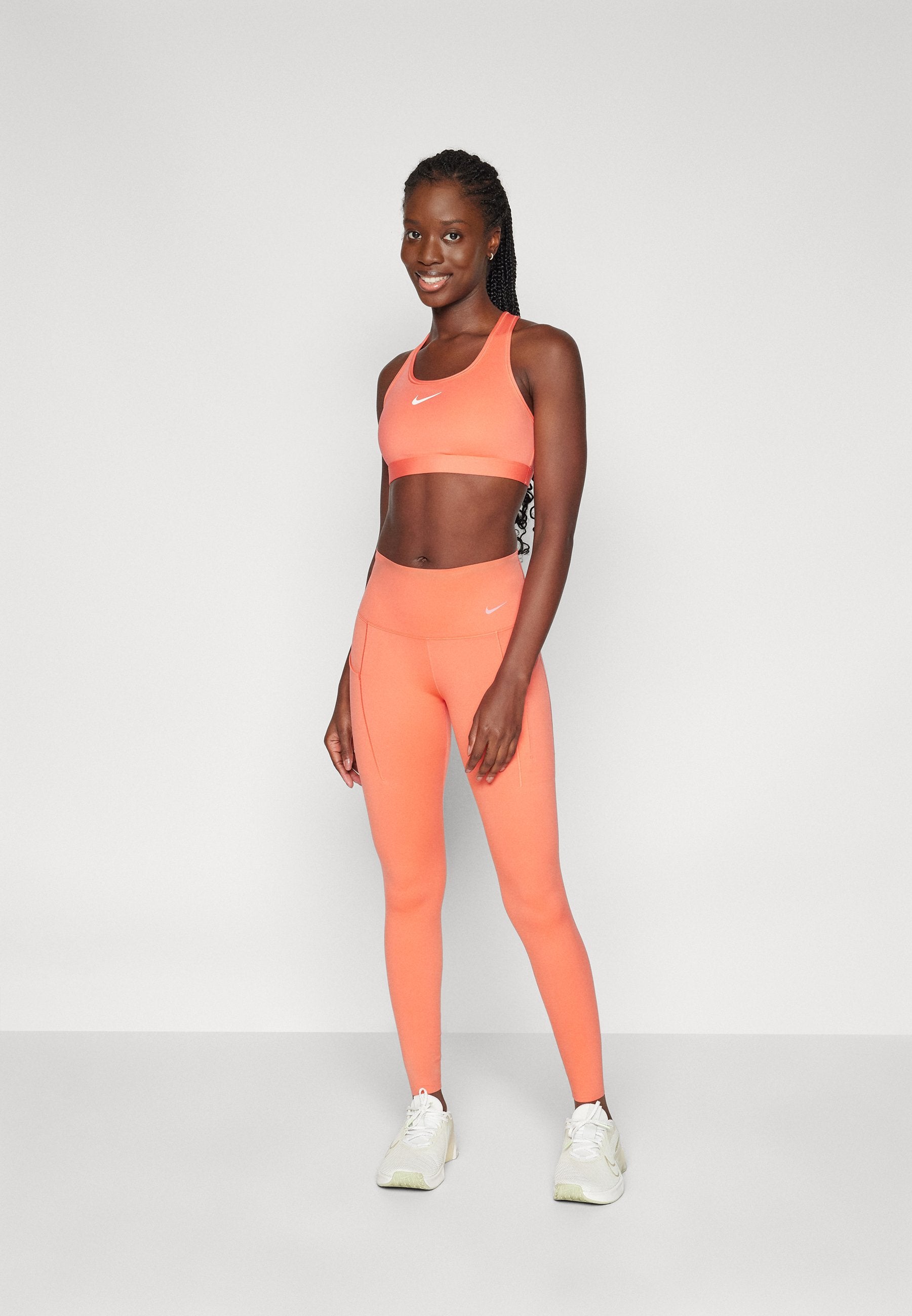 Nike Performance GO