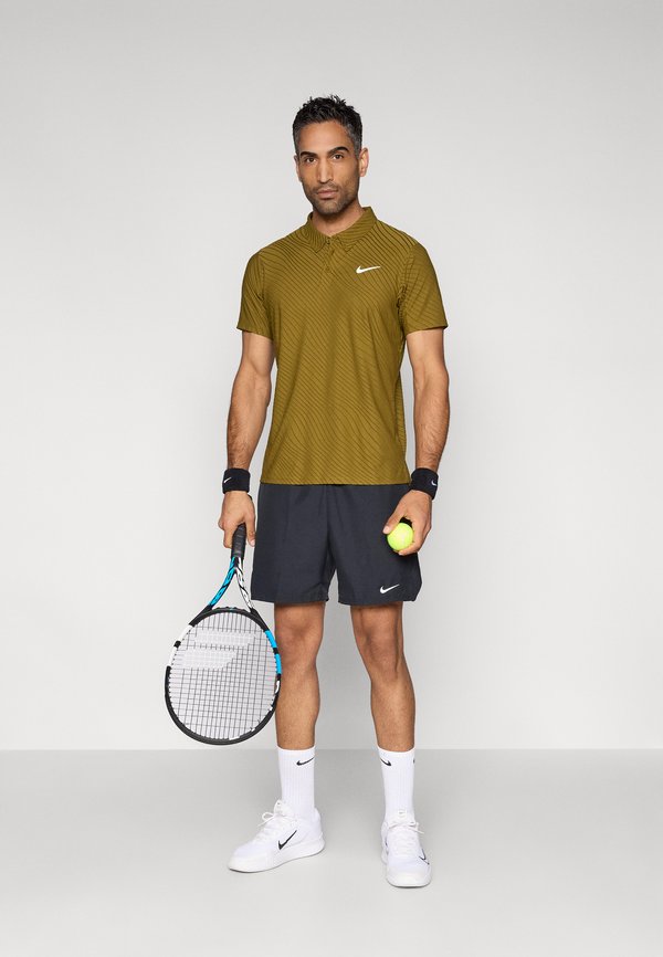 Nike Performance NIKECOURT ADVANTAGE SLAM