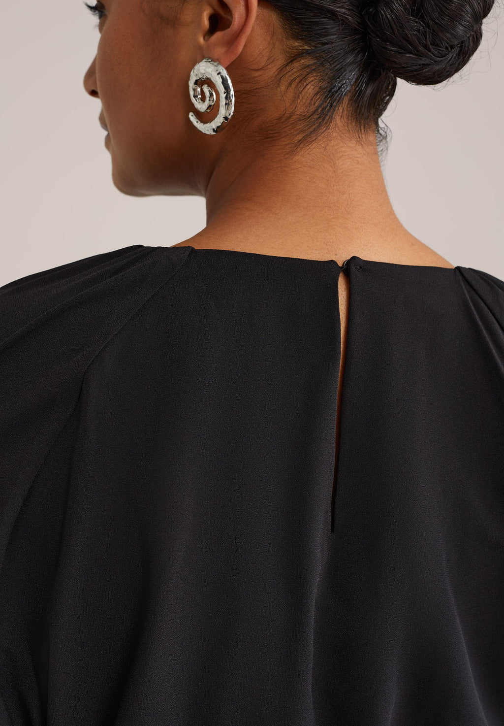 WE Fashion CURVE