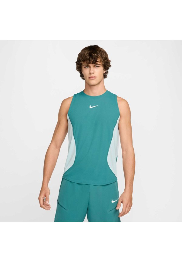 Nike Performance COURT SLAM