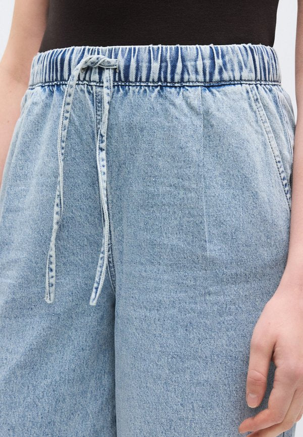 Vero Moda Tall VMVALERIA PULL UP