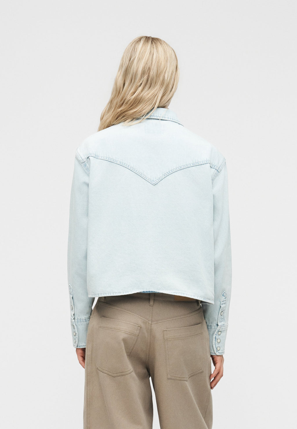 ONLLOU BLEACH SHIRT Media 4