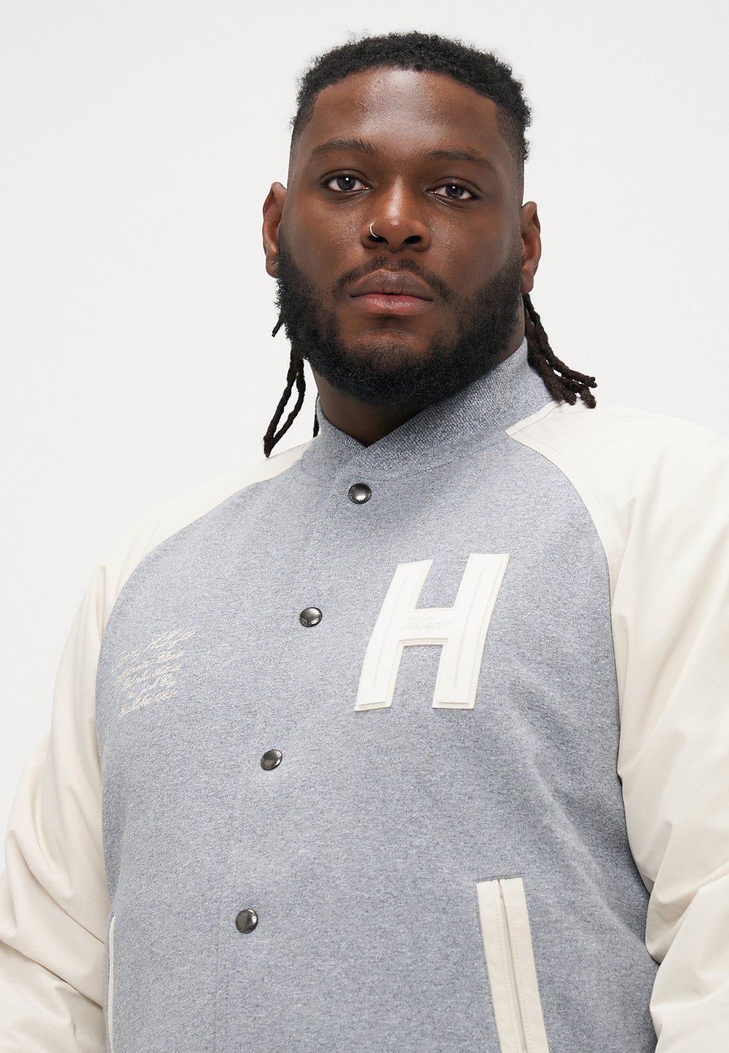 MIX MEDIA VARSITY  Media 5