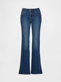 Flared blaue Jeans aus Denim mit hoher Taille, fünf Taschen und kontrastierenden Nähten. Verfügt über einen Knopf- und Reißverschluss sowie eine strukturierte Oberfläche.