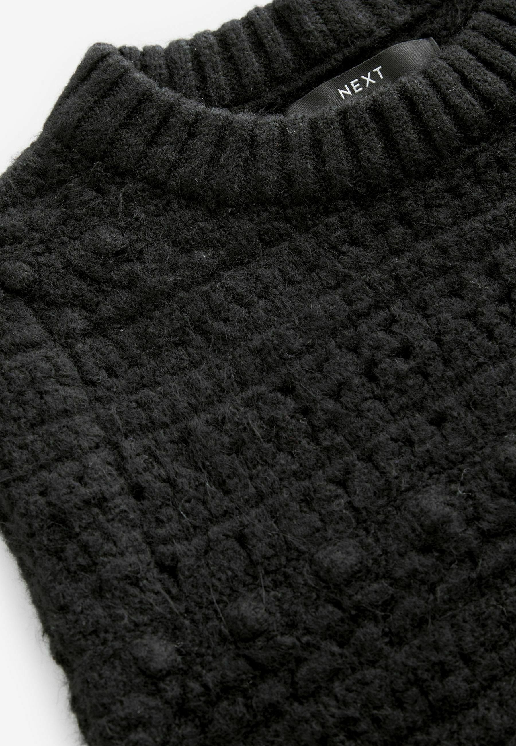 Next REGULAR FIT - SLEEVELESS