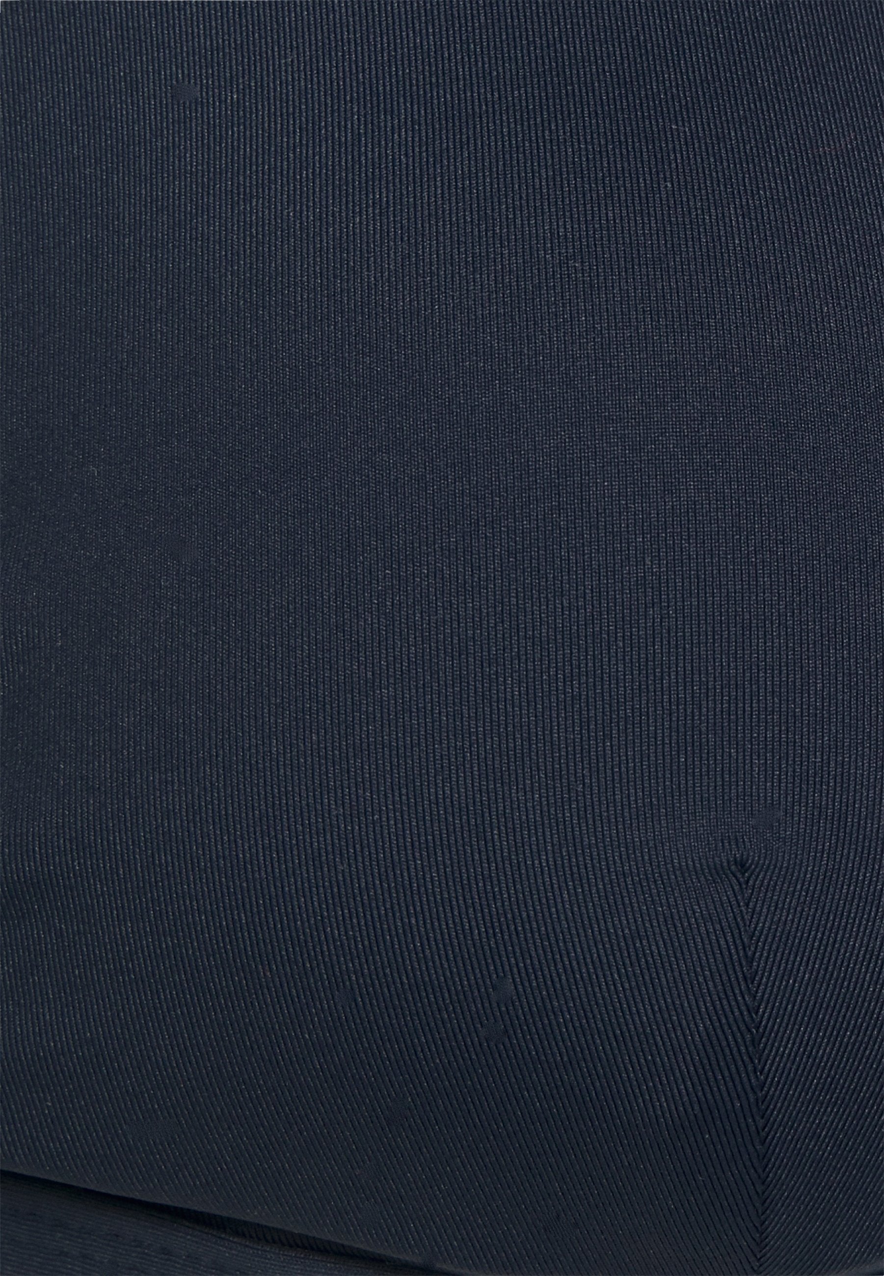  COLLECTIVE  WITH WRAP AROUND STRAP Media 3