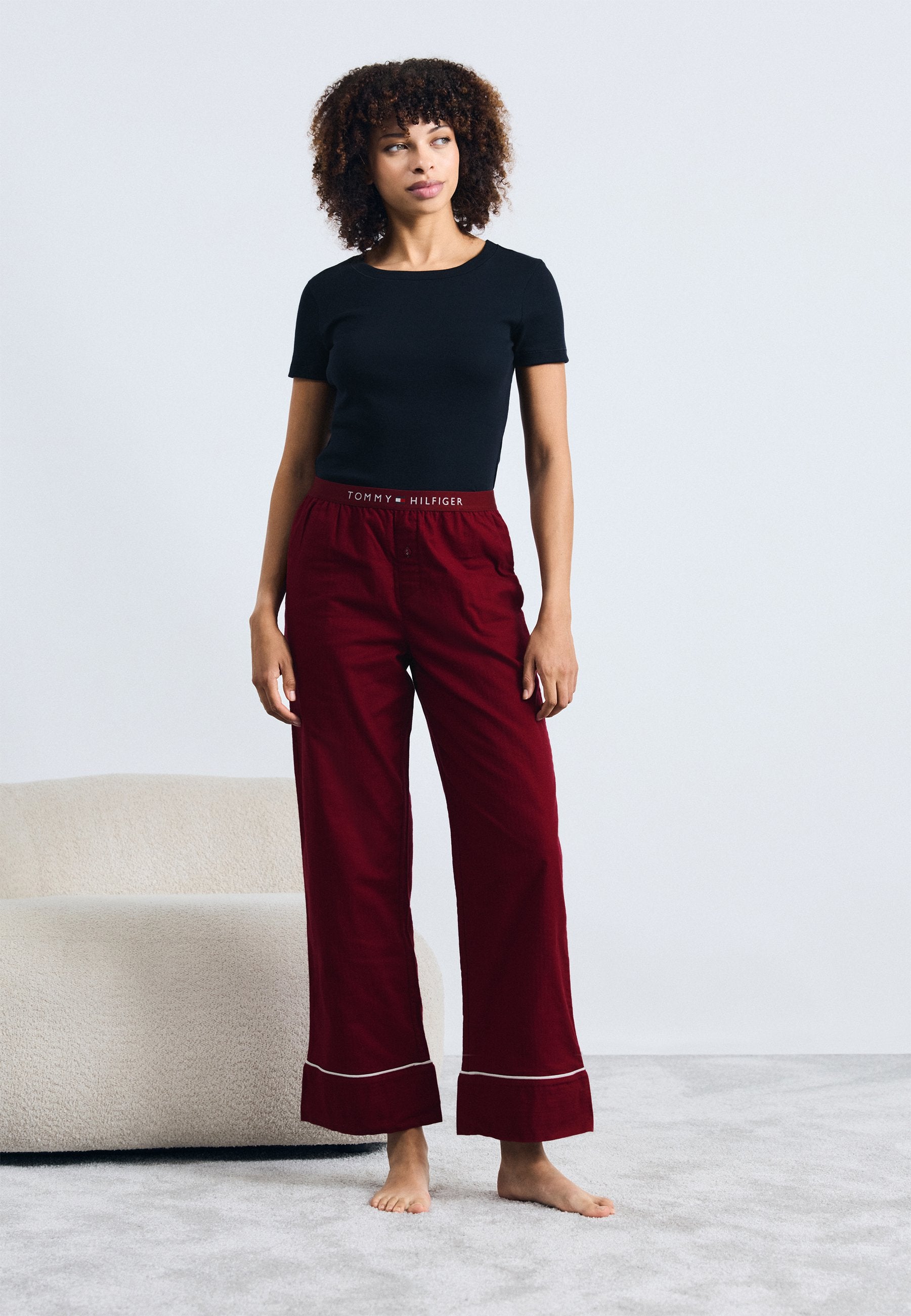 SLEEP SOLID PANTS Media 2
