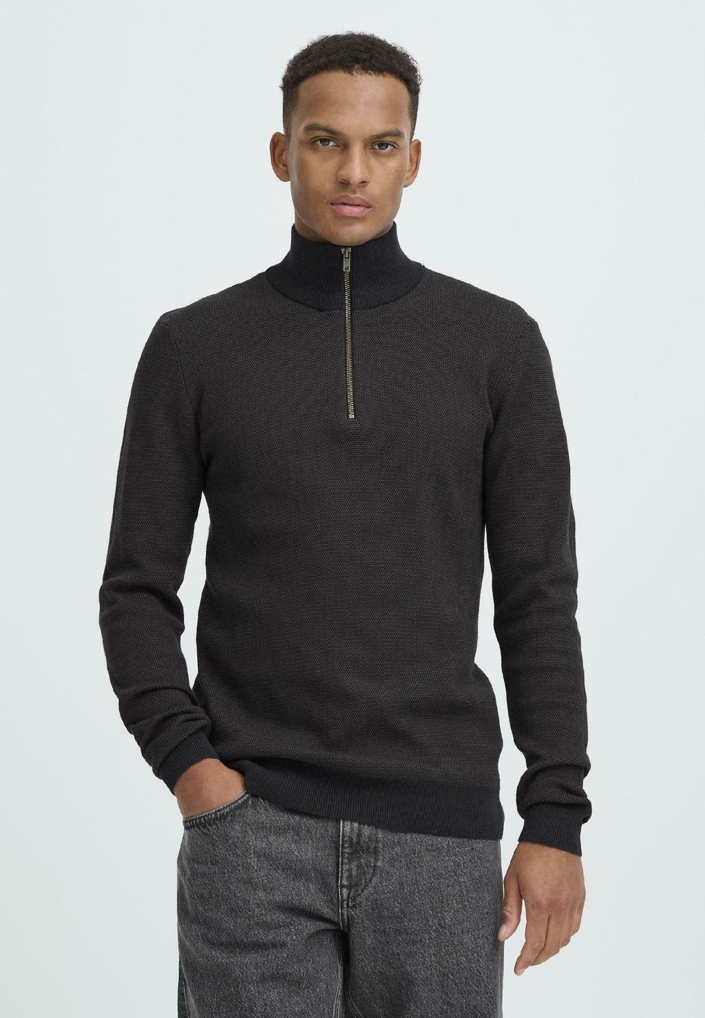 BHBAAL FINE KNIT TROYER Media 3